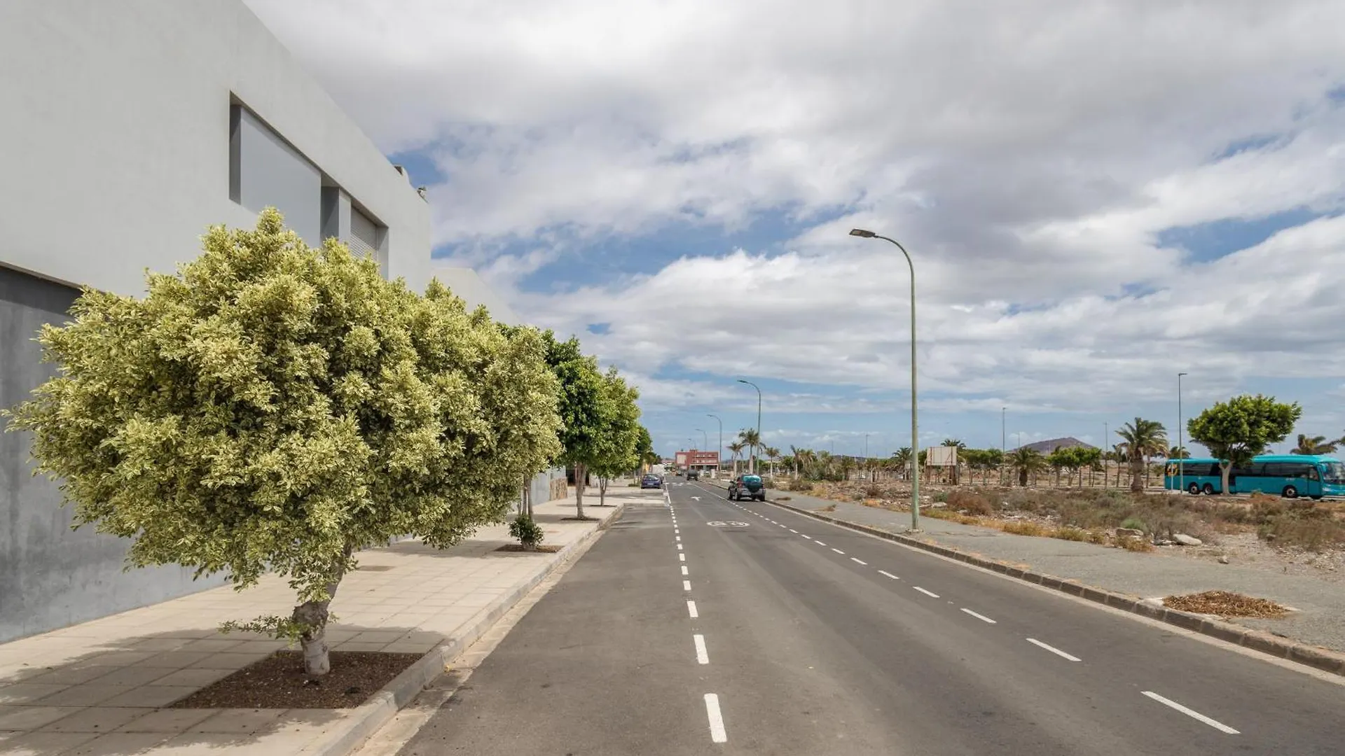 Luxury Workfriendly Far Ocean Views Home Vecindario